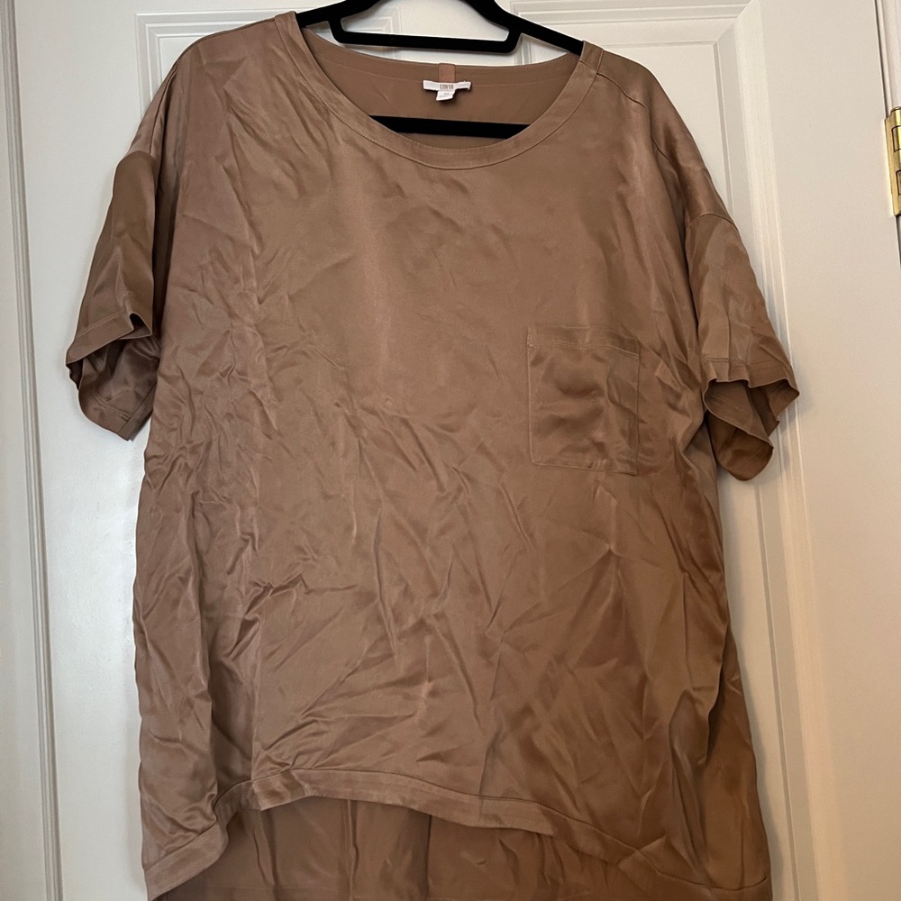 Lunya Silk Tan Short Sleeve Top